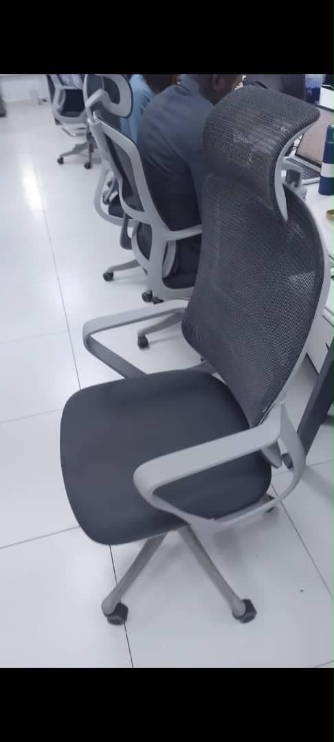 Carlton Executive Chair view 1